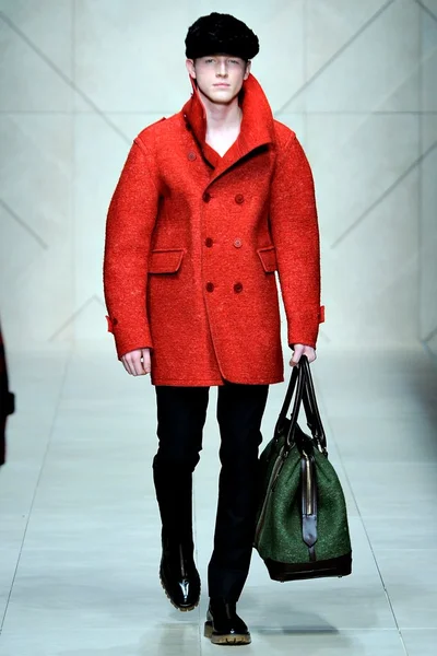Look 5